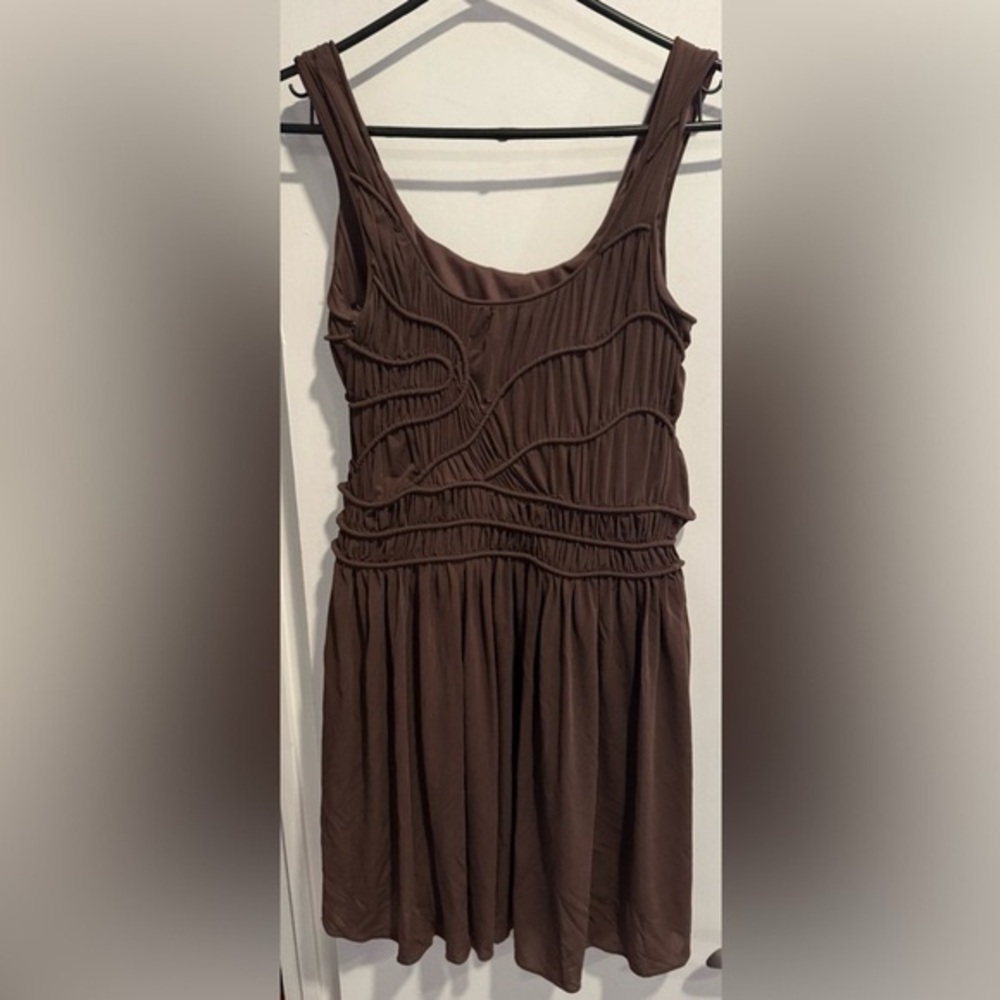 Vintage BCBGMaxAzria grecian smocked brown mini dress flared fitted flowy US2 - Picture 5 of 5